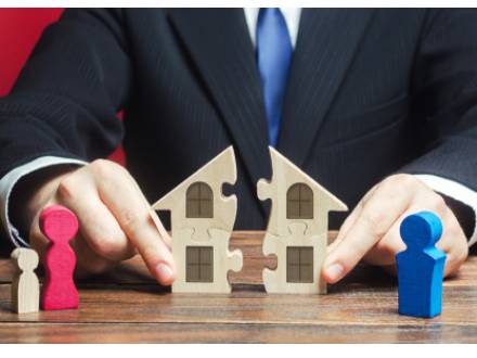 Wheaton, IL Property Division Lawyer